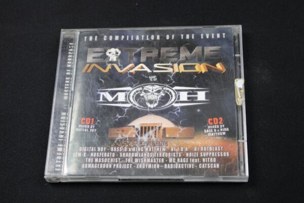 Digital Boy / Bass-D & King Matthew ‎– Extreme Invasion vs. Masters Of Hardcore CD0211