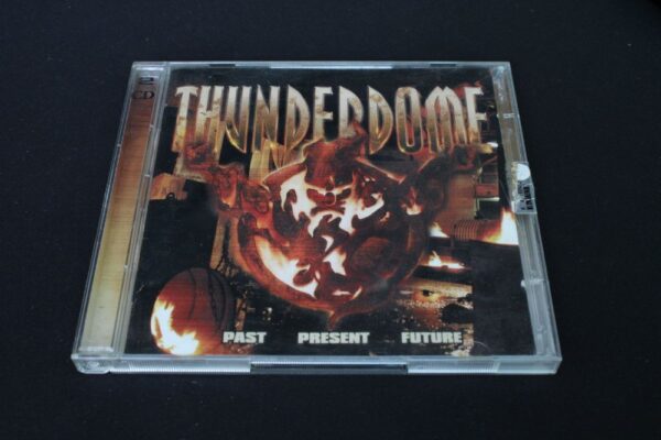 Various – Thunderdome - Past Present Future CD0657