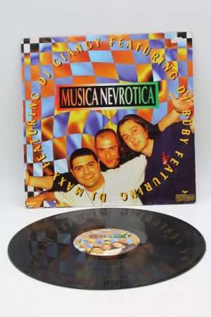 DJ Maxx Featuring DJ Giangy Featuring DJ Buby – Musica Nevrotica LP00251