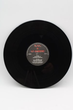 Narotic Vs. U.V.C. – Step Into The Pit LP00401