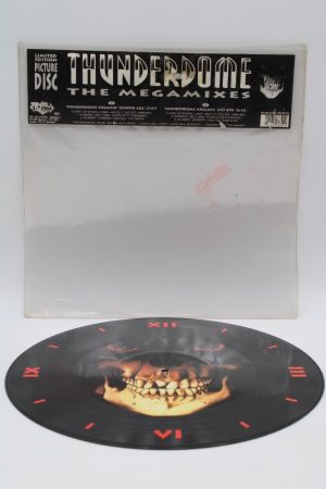 The Dreamteam – Thunderdome - The Megamixes